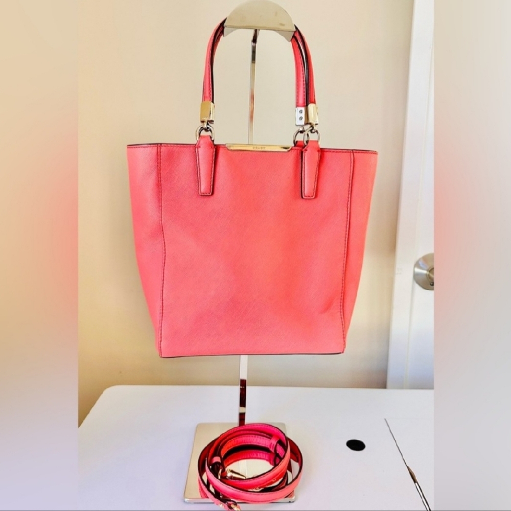 AUTHENTIC COACH Pink Tote Bag